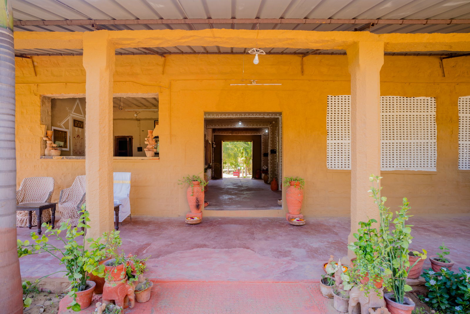 the desert haveli resort and camp
