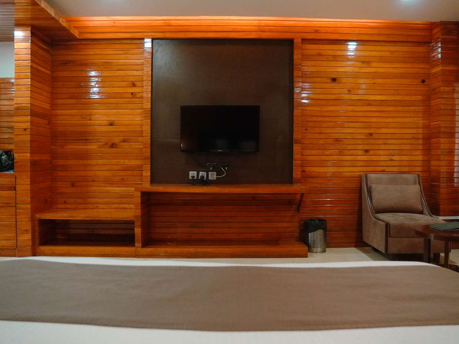 waii international hotel