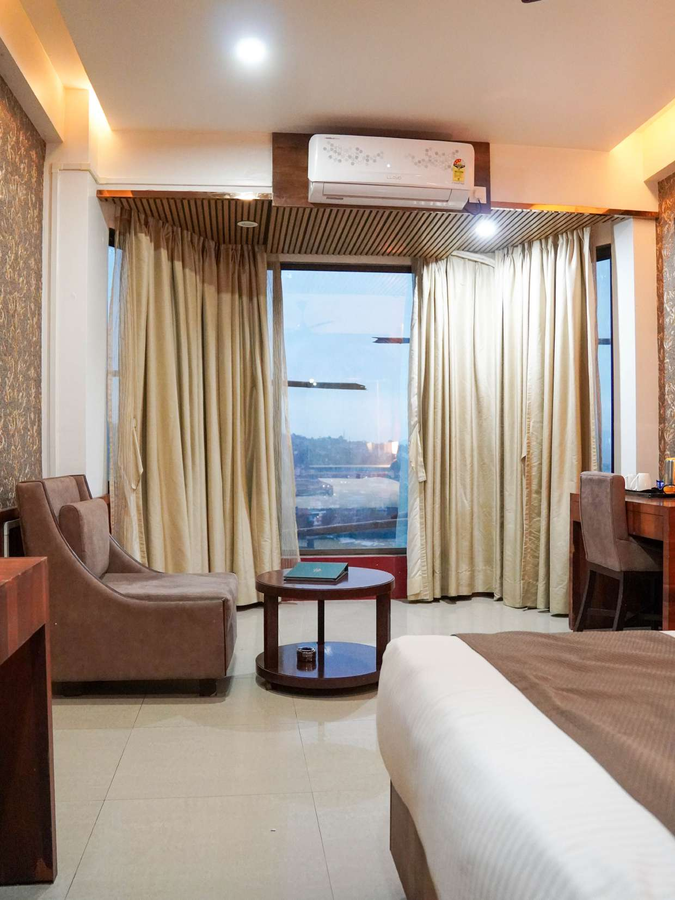 donyi polo international hotel