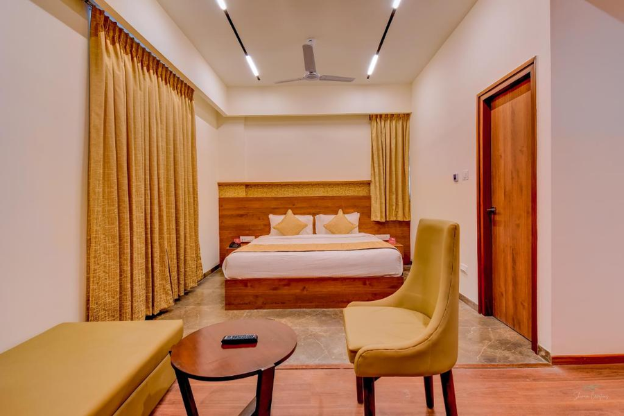 Zip By Spree Hotels Brookefield,Brookefield,3 star