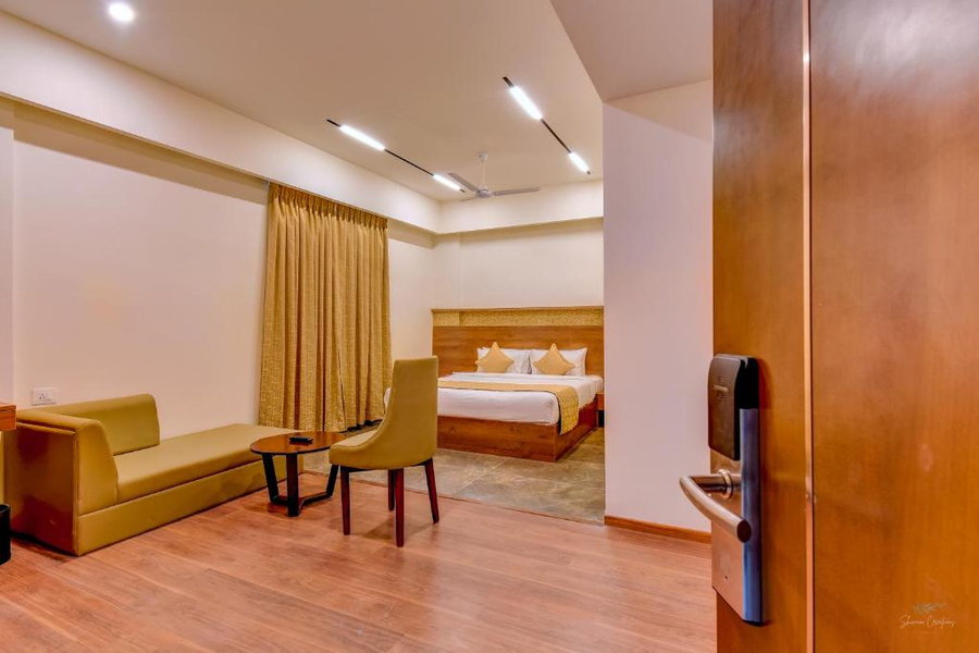 zip by spree hotels brookefield