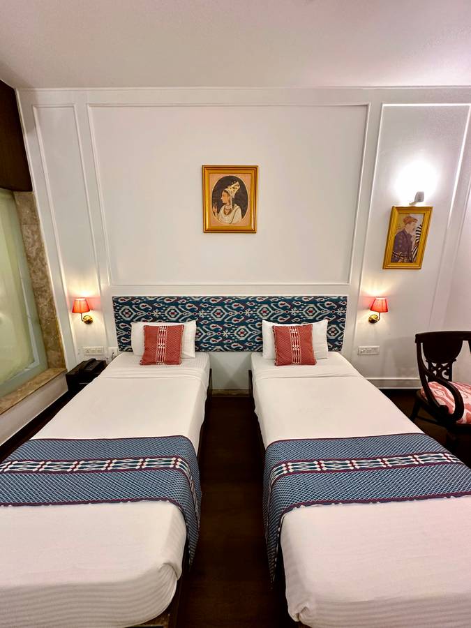 Hotel Atulyaa Taj,Taj Ganj,3 star