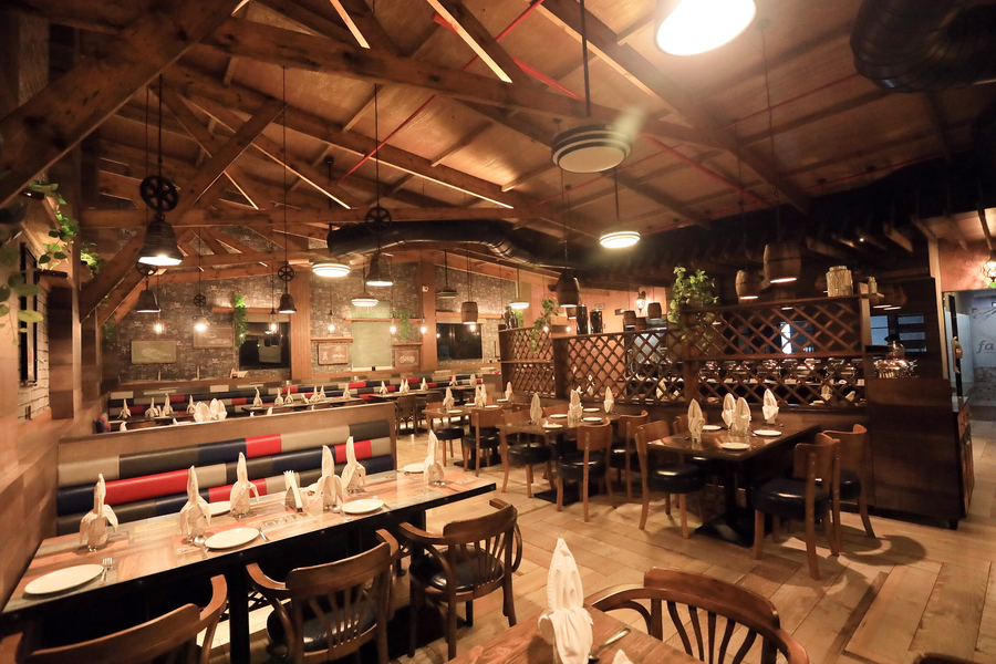 humming bird hotel and banquet