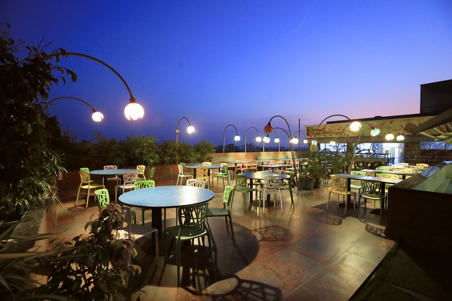 humming bird hotel and banquet