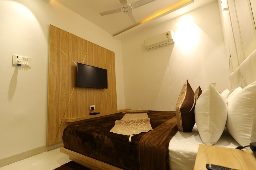 hotel darbar e khas