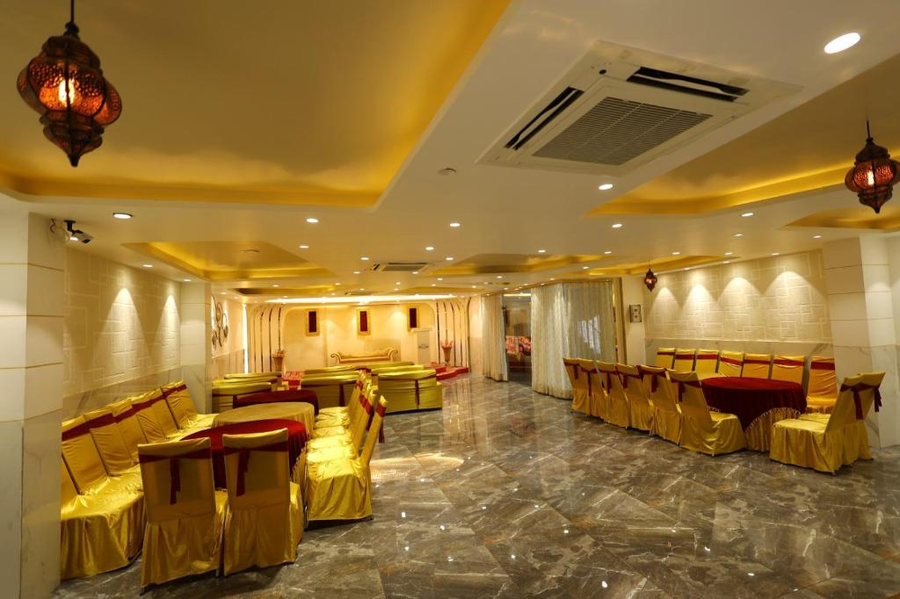 hotel darbar e khas