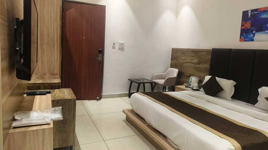 hotel darbar e khas