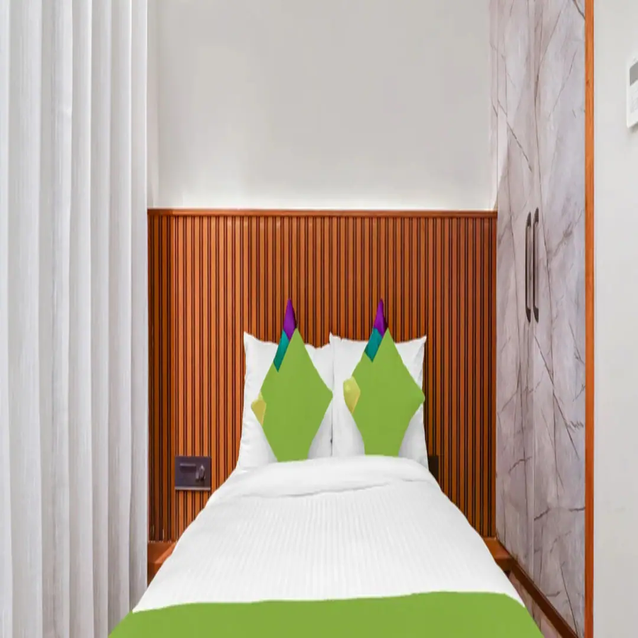 hotel 5 elements
