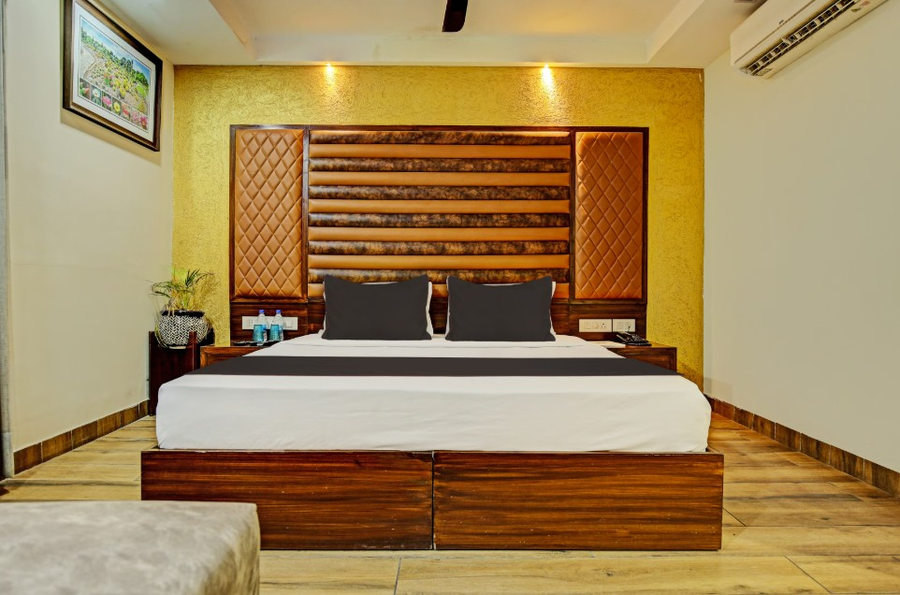 Super Townhouse Eastern View Formerly Vihaan Residency,DHAKOLI,3 star