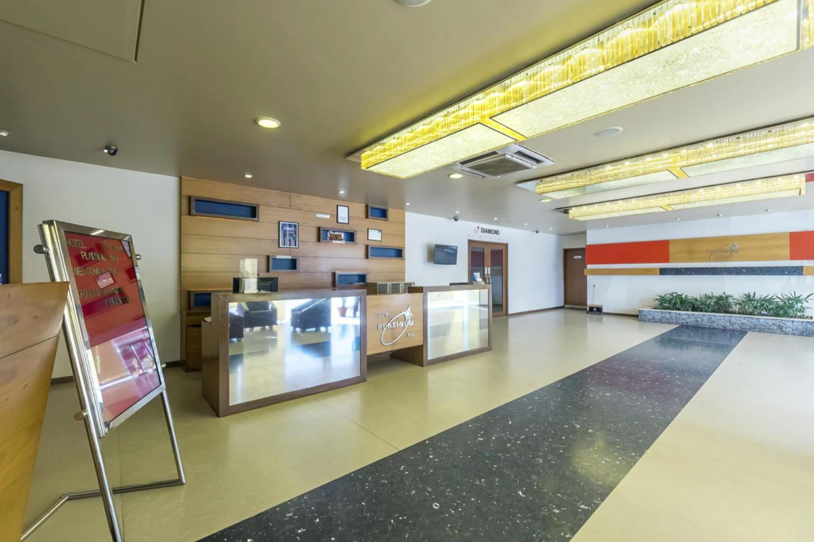 Hotel Platinum Inn,Paldi,3 star