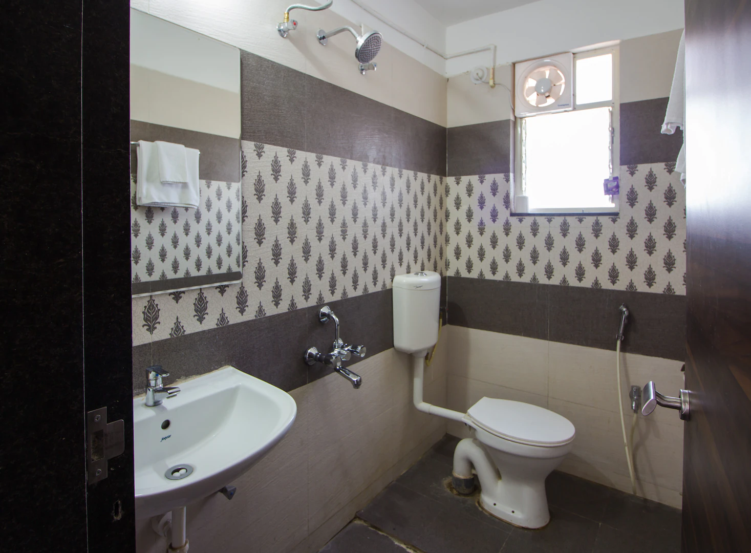 Staybird - Icon Bliss,Maharashtra>>Pune,3 star