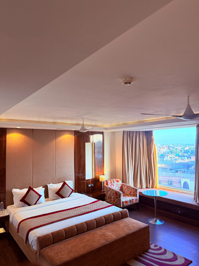 5 flowers ananta elite