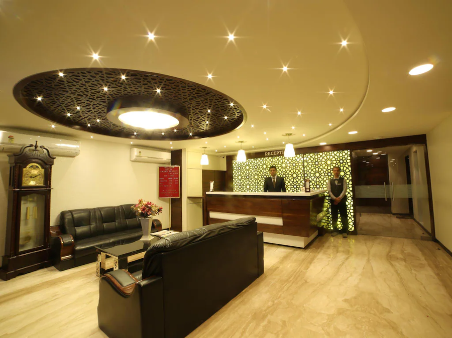 hotel grand pragati