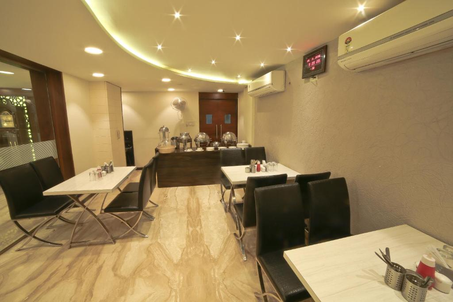 hotel grand pragati