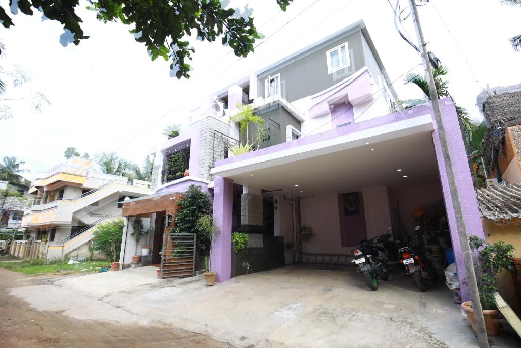 The Ideal Nest,Valangaiman, Main Rd, Near Koraivaikkal, Sakkottai, Kumbakonam,3 star