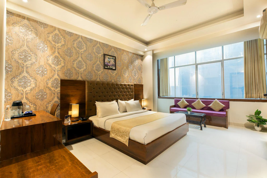 De Pavilion Hotel, Delhi,Mahipalpur,4 star