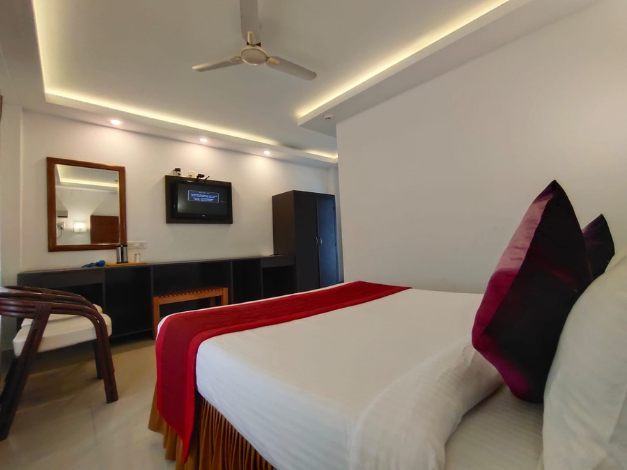 hotel rhishabh