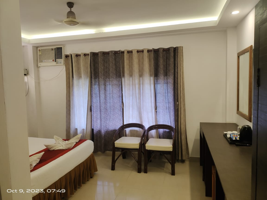 hotel rhishabh