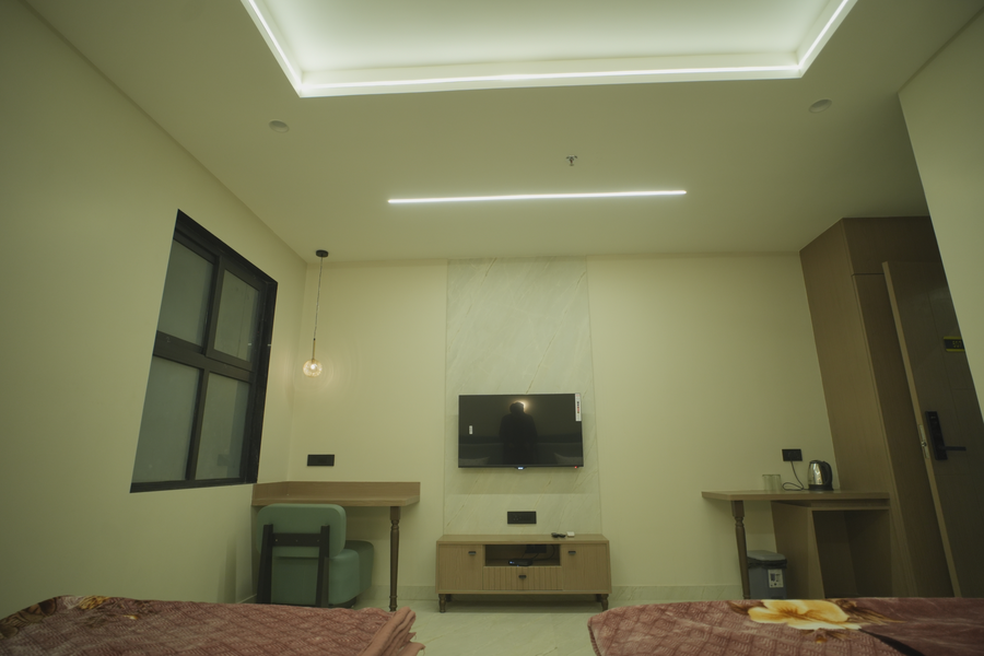 hotel satyam palace