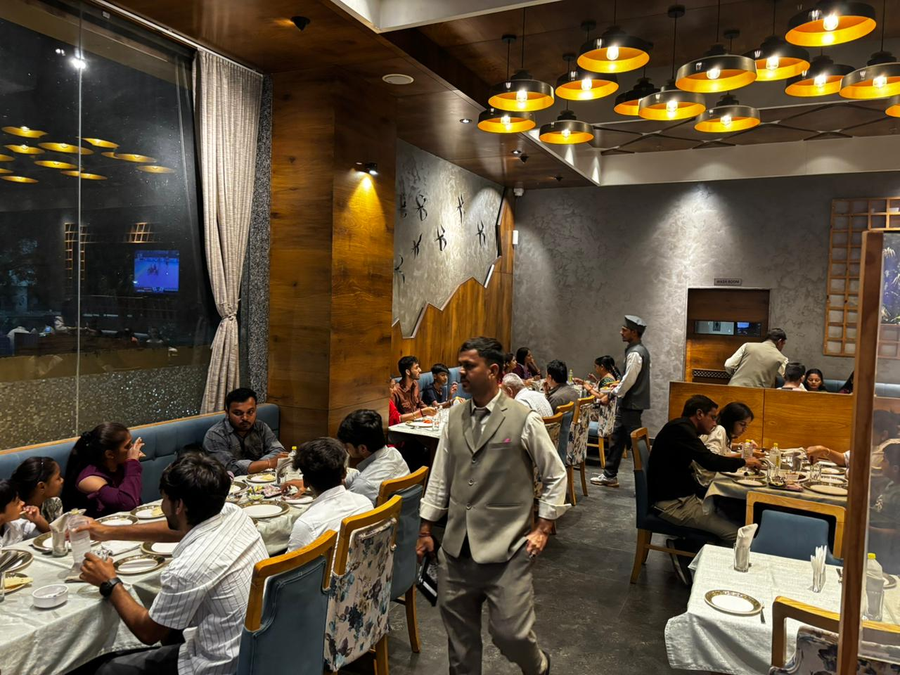 Hotel Silvera Grand,Gujarat>>Ahmedabad,3 star