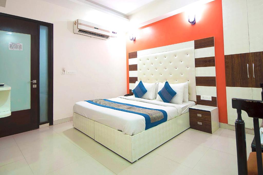 hotel smart inn near delhi airport
