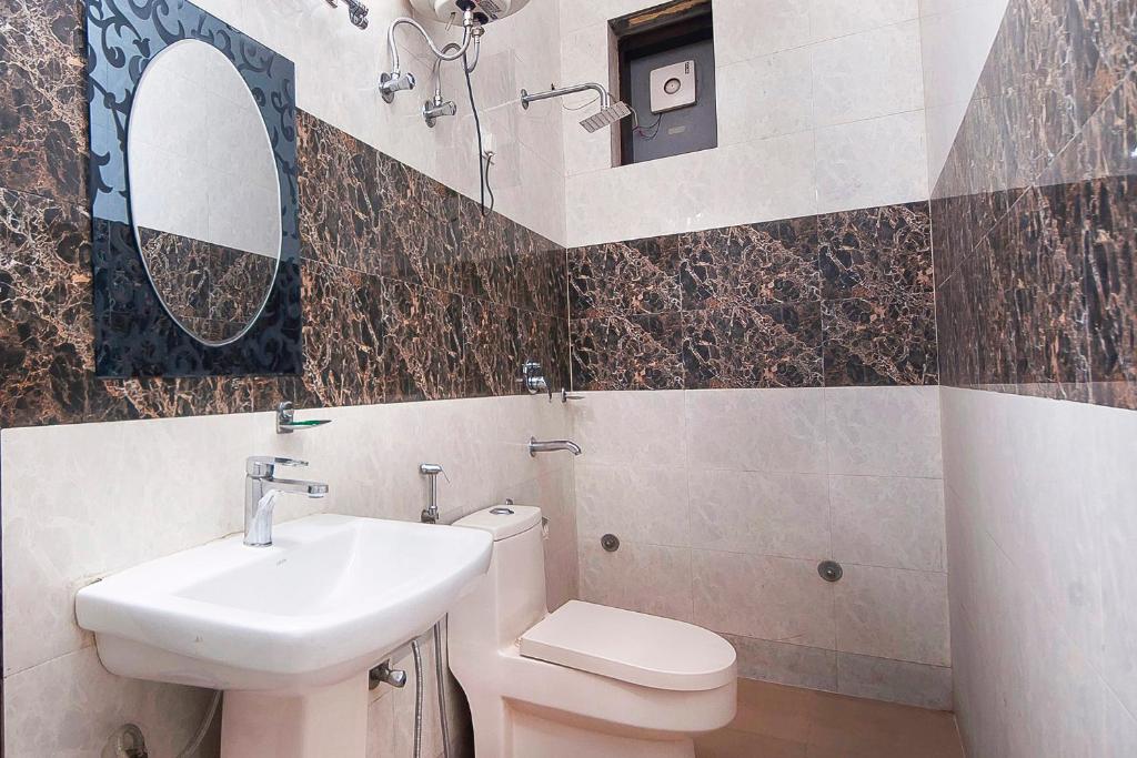 hotel smart inn near delhi airport