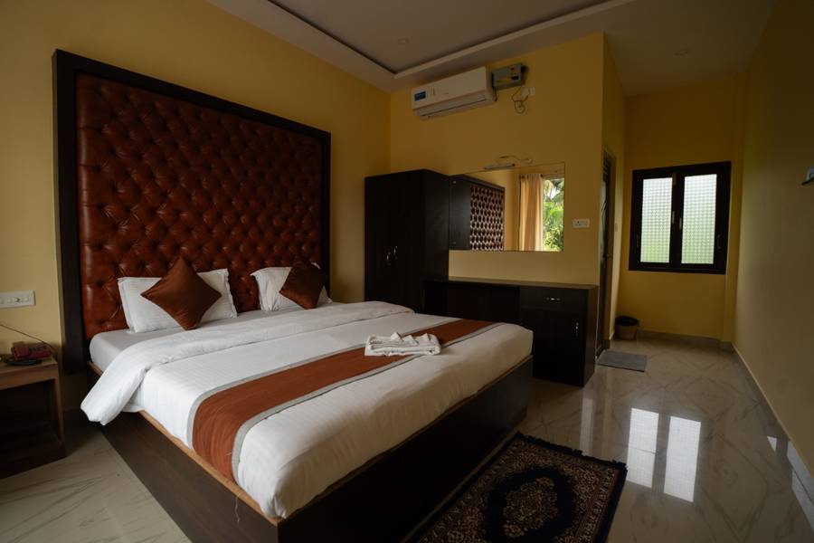Hotel Neha Palace,Baratang>>Andaman And Nicobar Islands,3.5 star