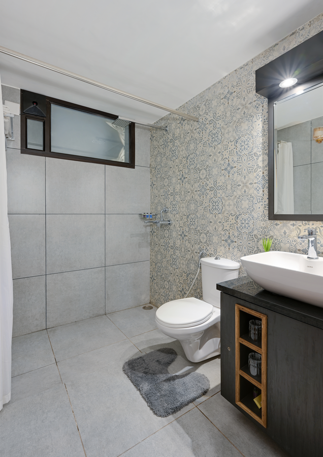 swaroop vilas lake facing boutique hotel