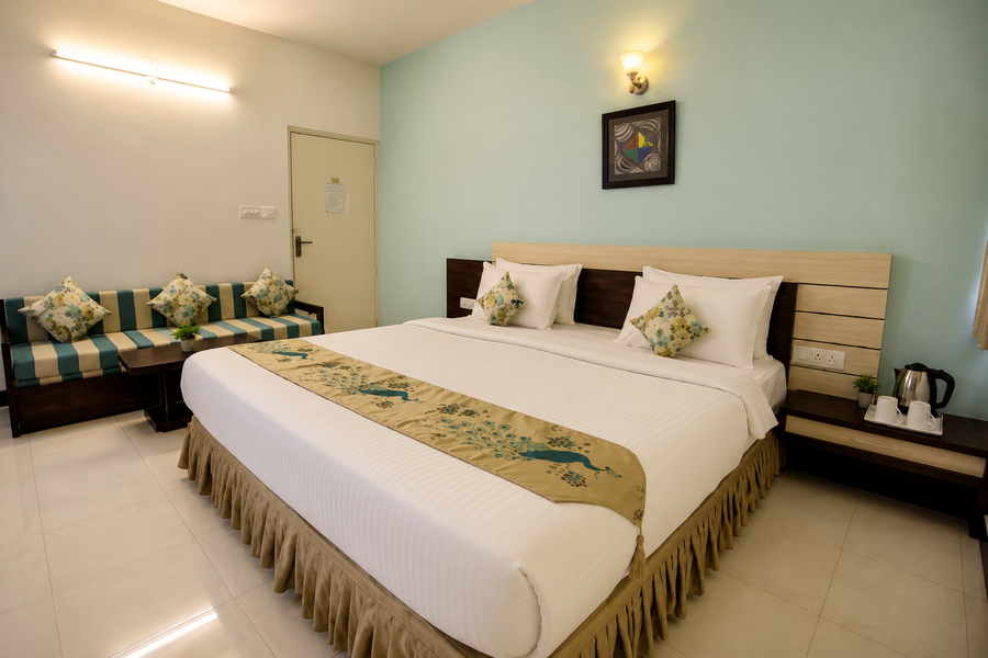 ashish palace a city centre hotel