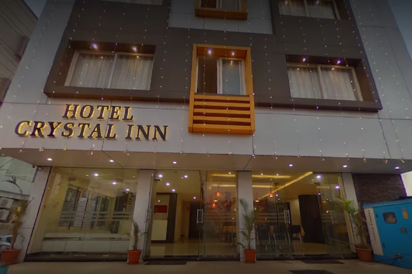 Hotel Crystal Inn