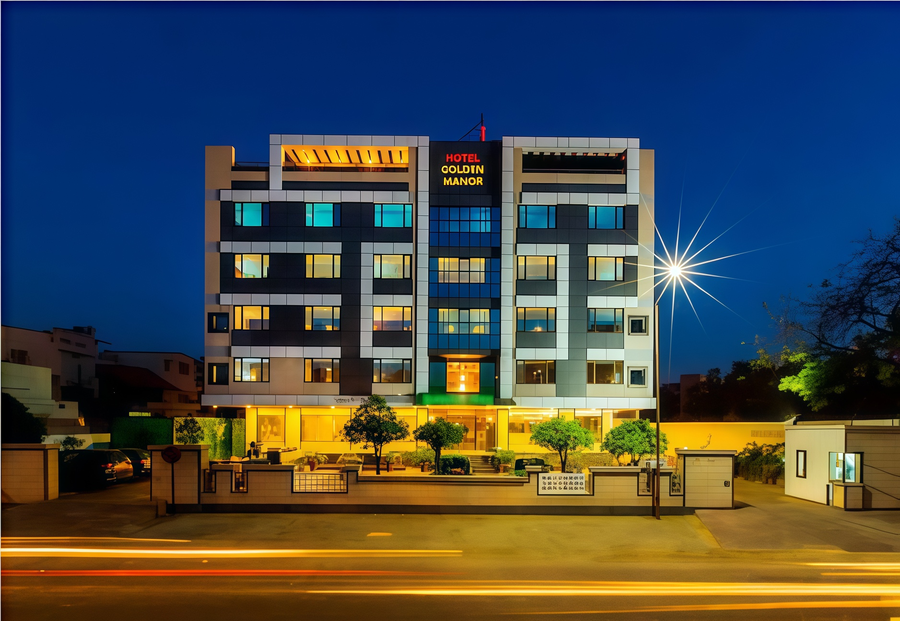 Hotel Golden Manor,Bani Park,3 star