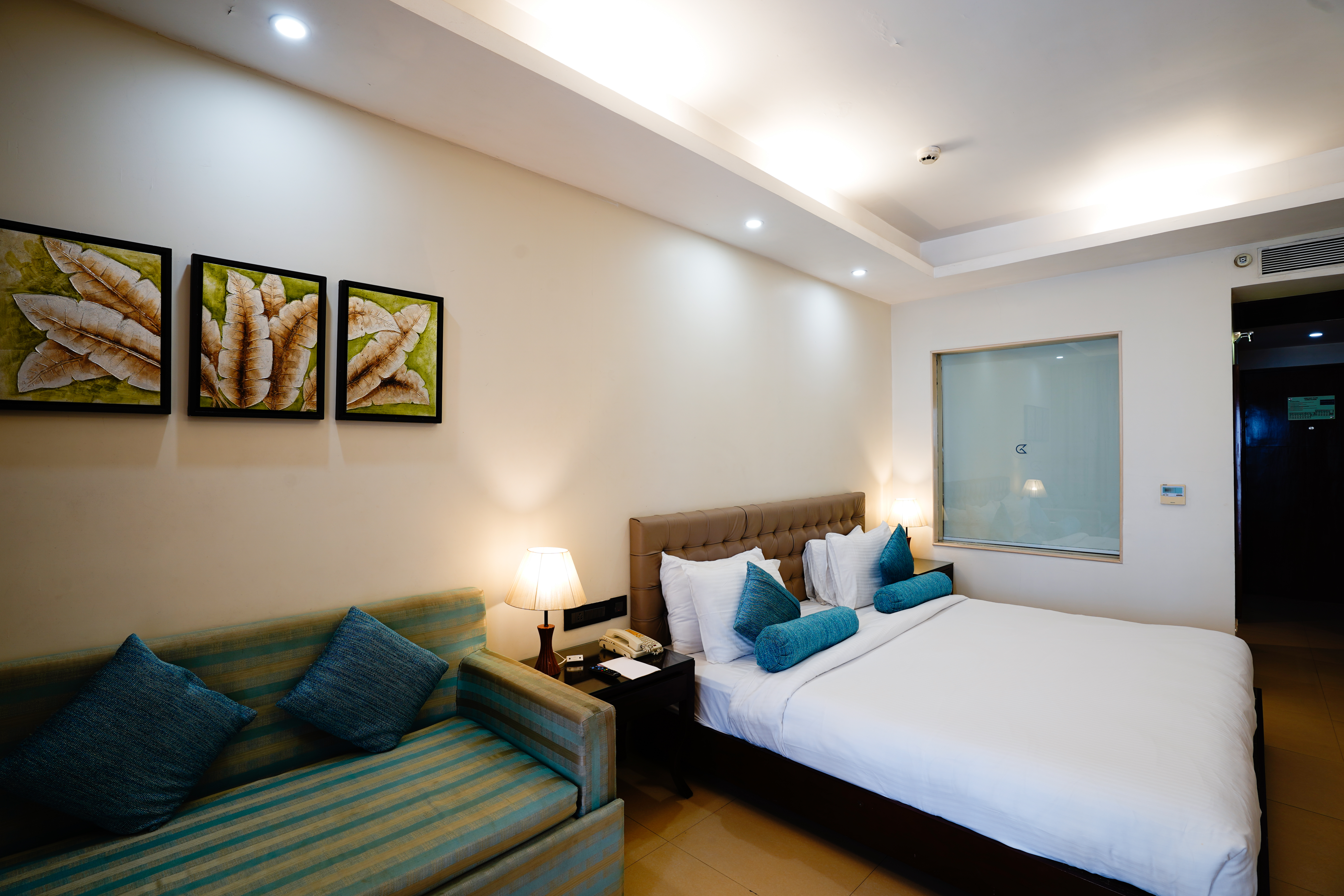 golden tulip goa