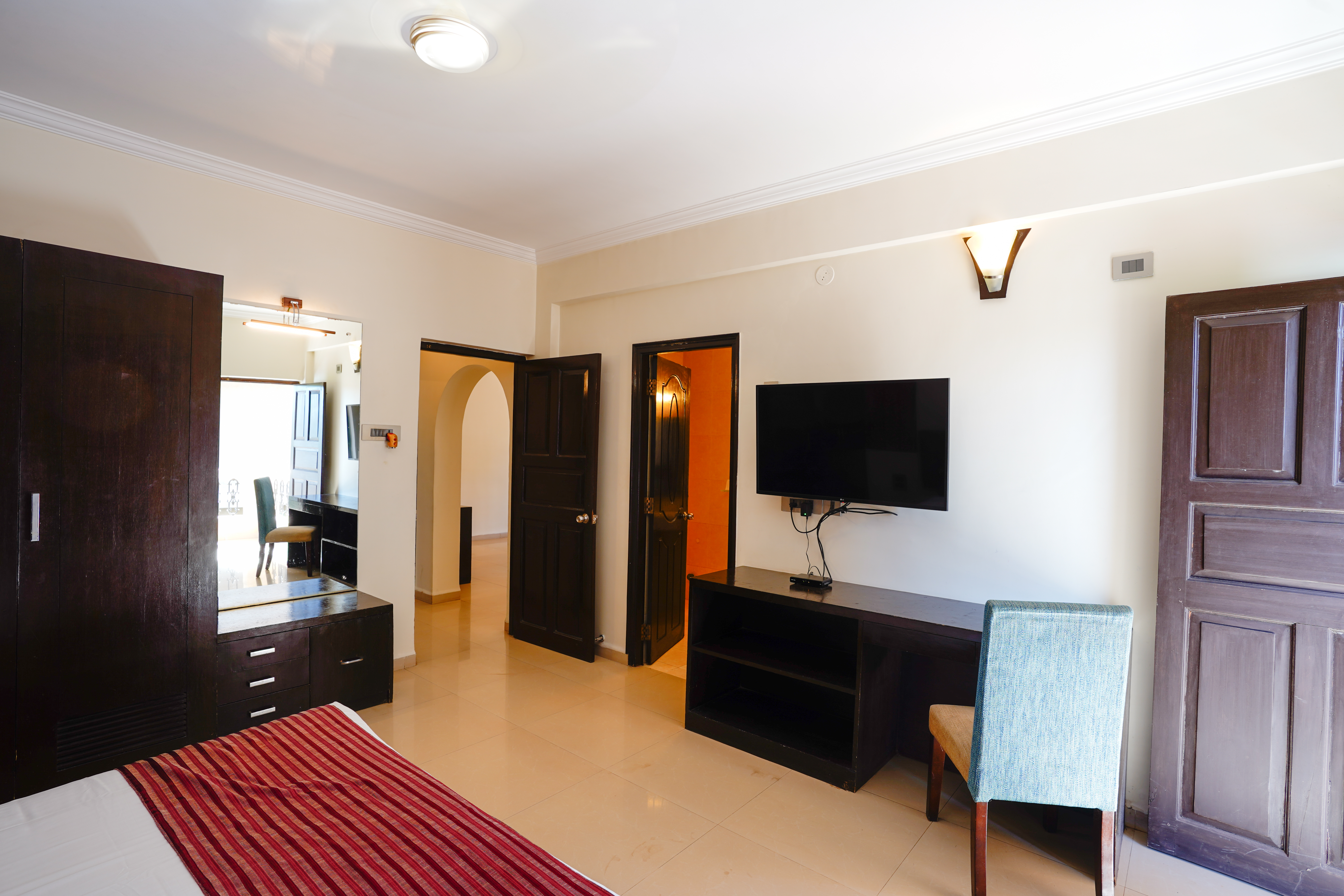golden tulip goa