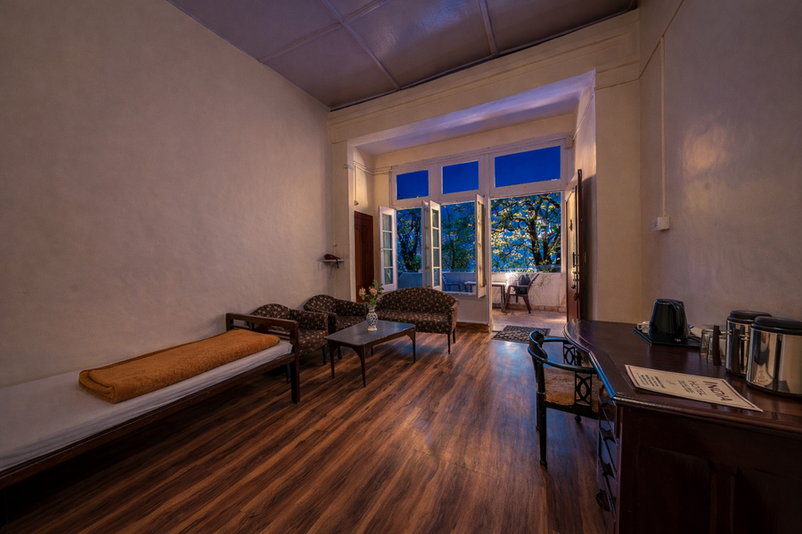 india hotel lake view mall road nainital