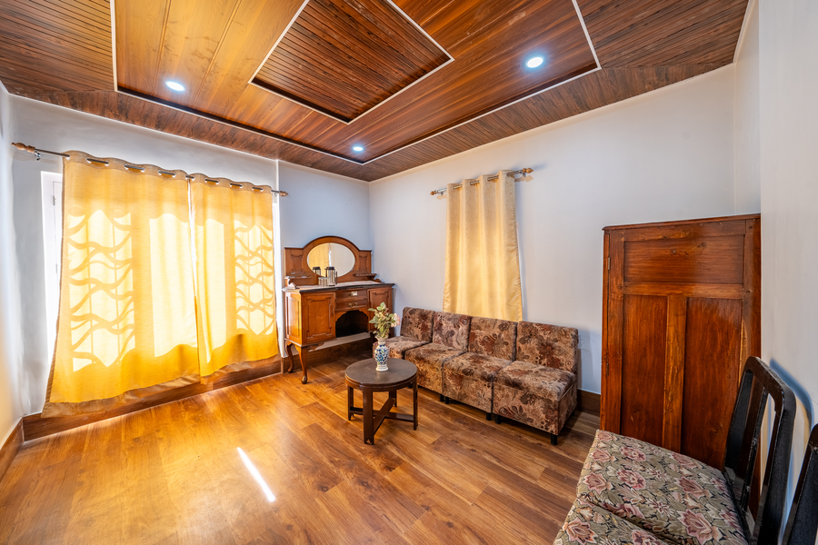 india hotel lake view mall road nainital