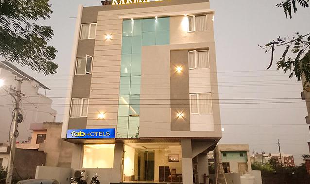 Fabhotel Karma Inn