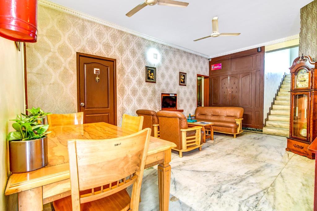Fabexpress Nestlay Rooms,,3 star