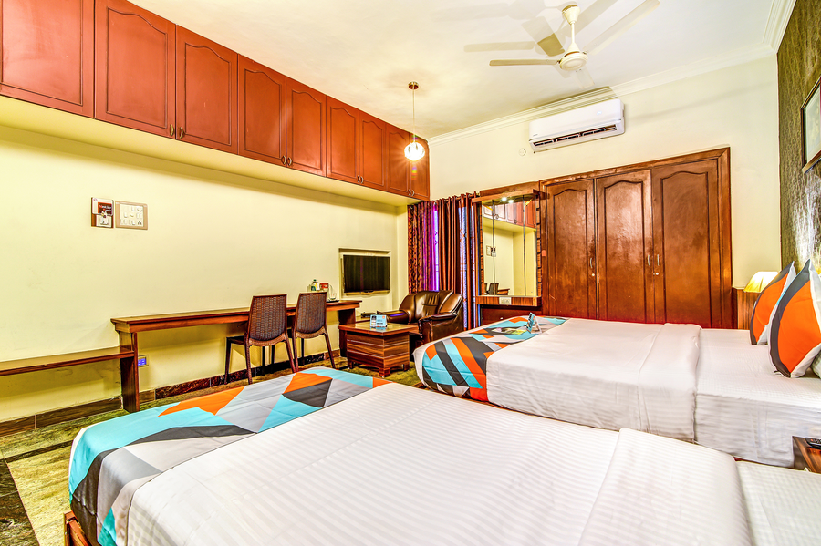 fab express nestlay rooms nr ambattur railway station