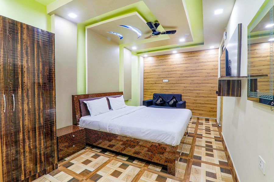 fabhotel gmc grand