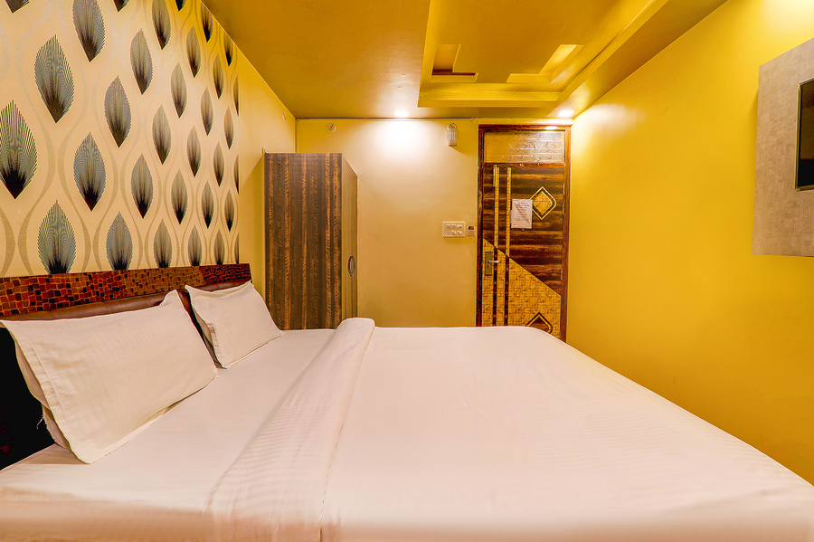 fabhotel gmc grand