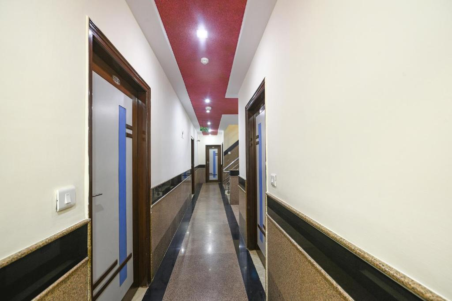 fabhotel jaggi palace karol bagh