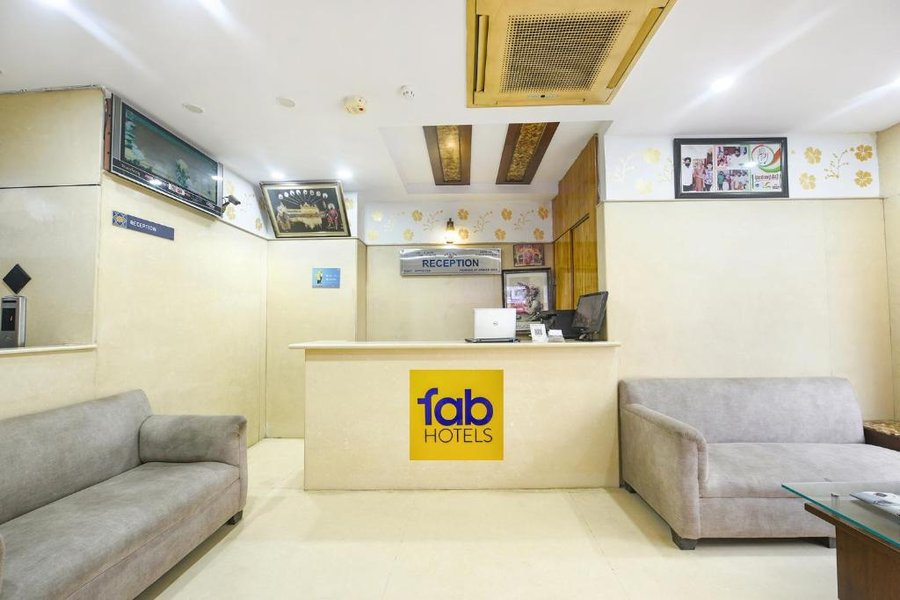 fabhotel jaggi palace karol bagh