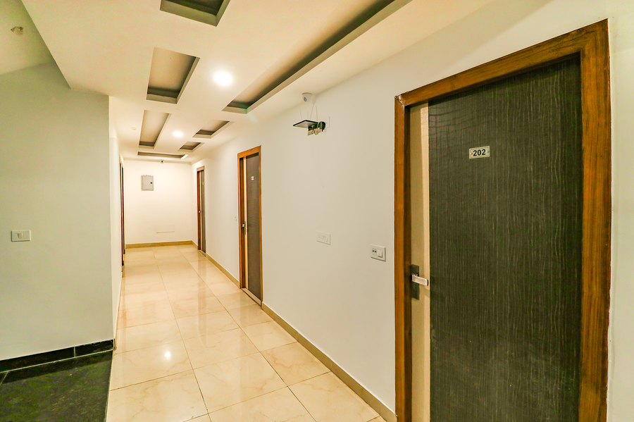 fabhotel dolphin international