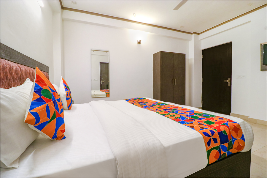 fabhotel dolphin international