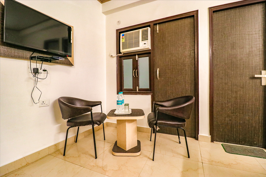 fabhotel dolphin international