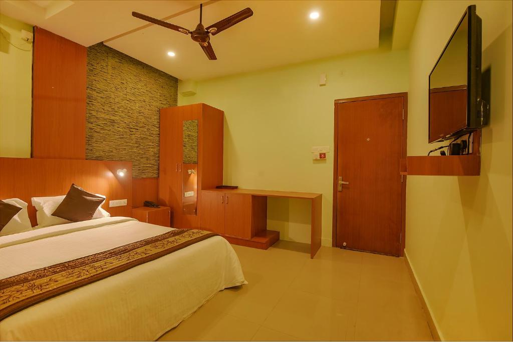 fabhotel the btm palace