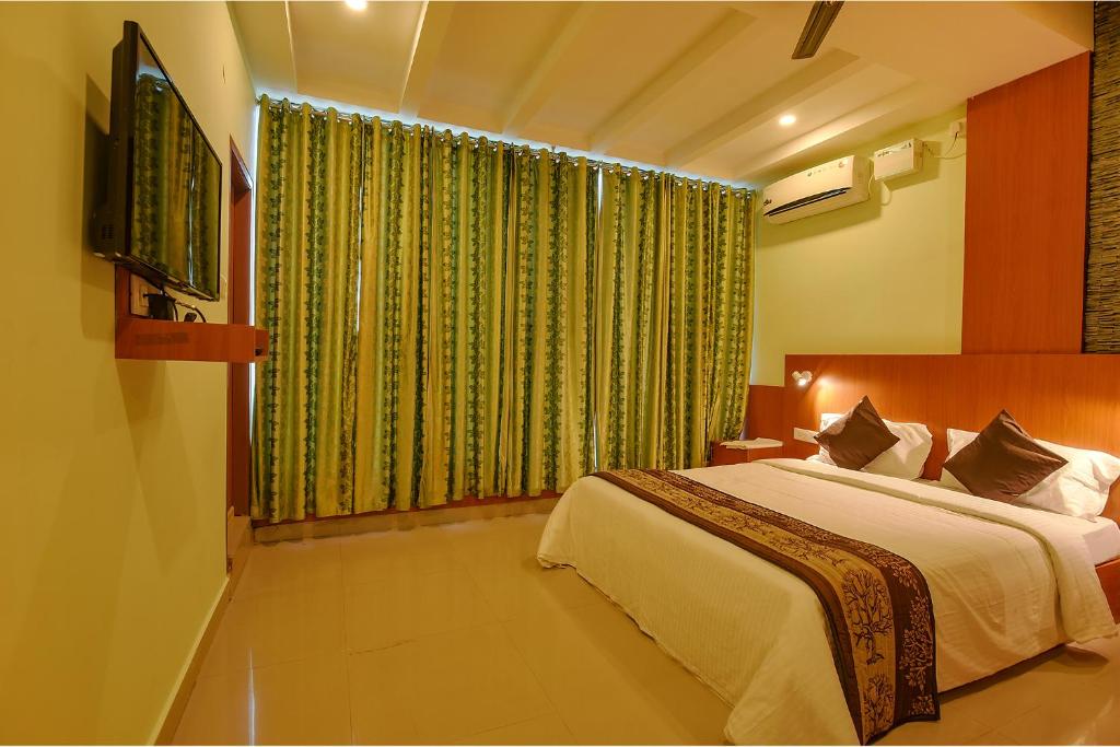 fabhotel the btm palace