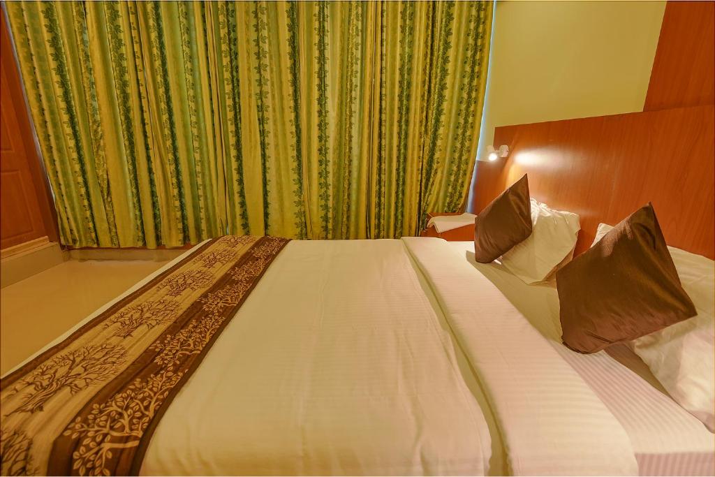 fabhotel the btm palace