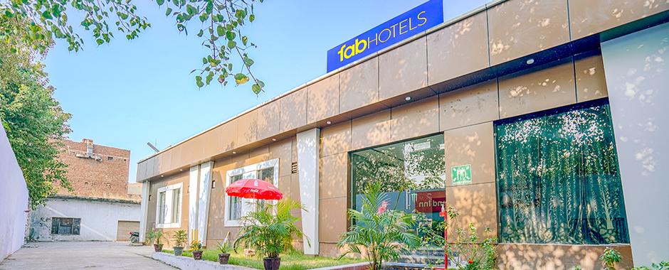 Fabhotel Grand Inn,Near Damoria Pull, Railway Station, Jalandhar, India, 144001,3 star