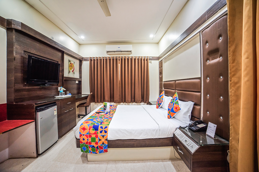 fabhotel santoor